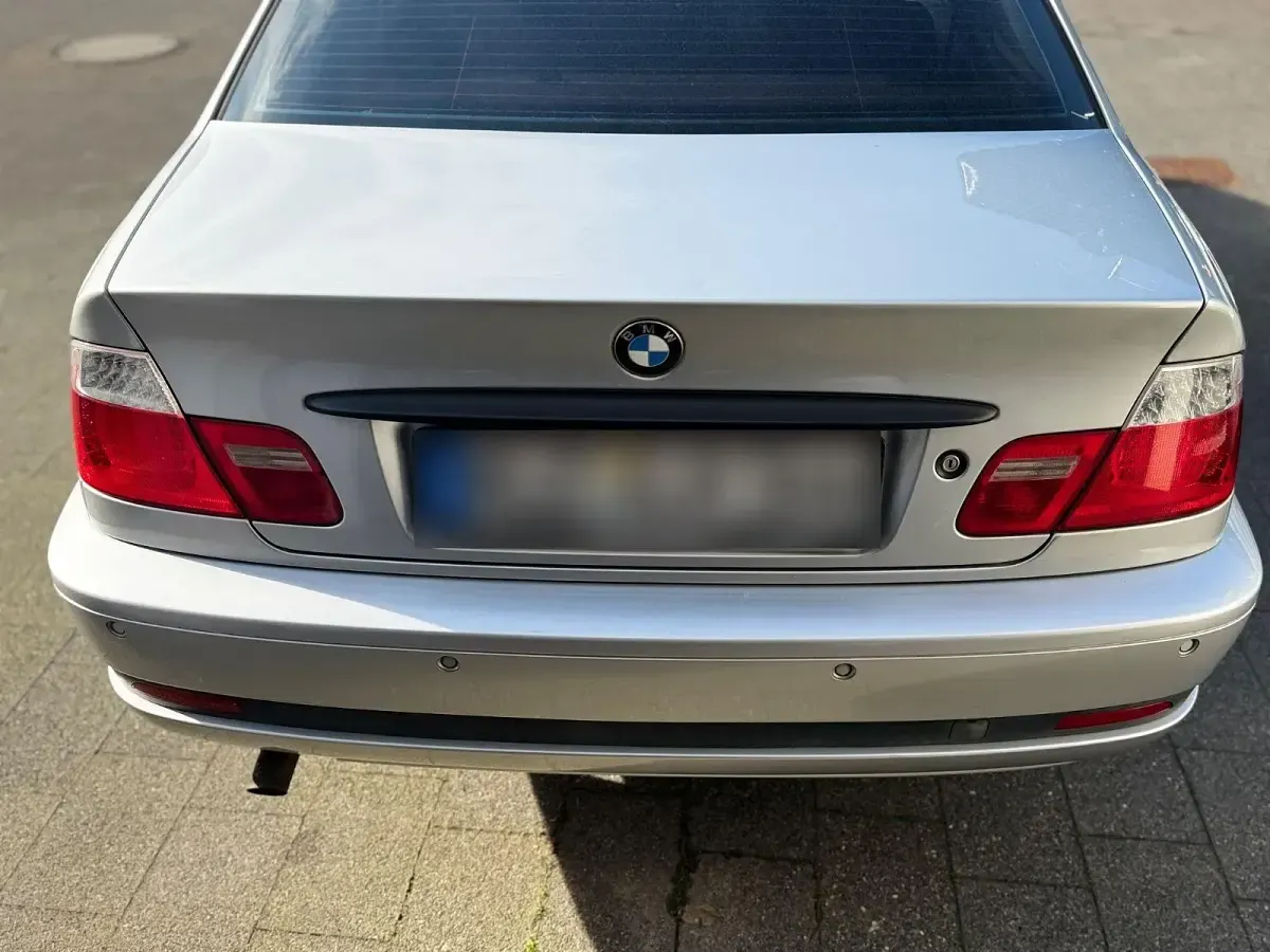 Gebraucht BMW 318 Basis 150 PS (110 kW) 2006 Silber Coupé