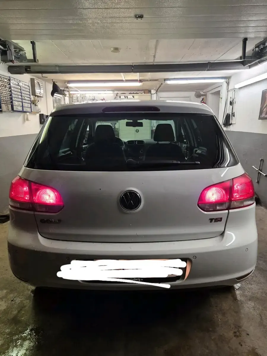 Gebraucht VW Golf VI 160 PS (117 kW) 2009 Weiß Kleinwagen