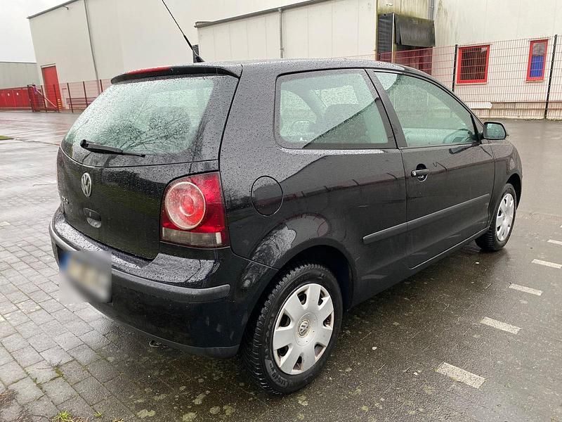 Gebraucht VW Polo 55 PS (40 kW) 2005 Schwarz Kleinwagen