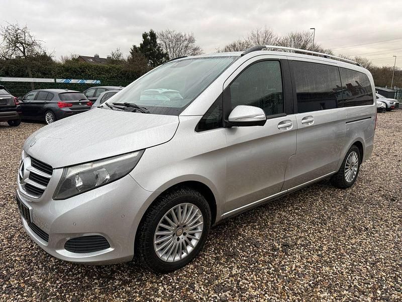 Gebraucht Mercedes V220 Avantgarde Edition 163 PS (119 kW) 2014 Grau Van / Kleinbus