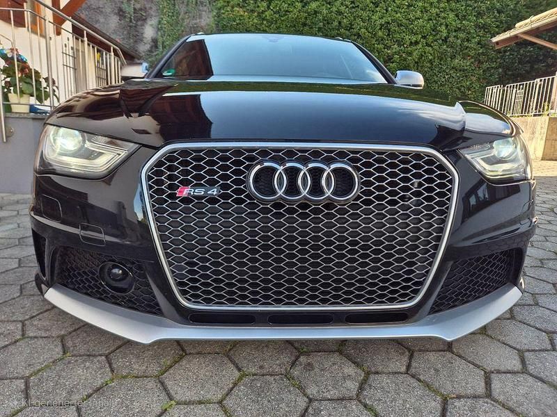 Schwarz Gebraucht 2013 Audi RS4 Comfort Kombi | 38.500 € (Superpreis) - Bild 1/4