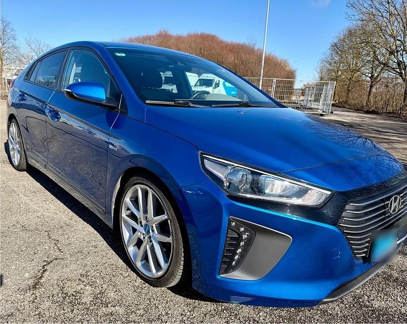 Gebraucht Hyundai Ioniq 141 PS (103 kW) 2018 Blau Kleinwagen
