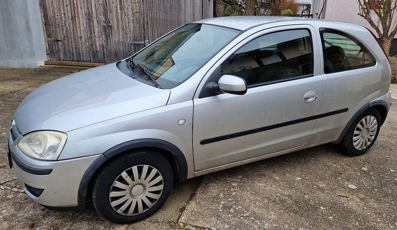 Gebraucht Opel Corsa 75 PS (55 kW) 2003 Silber Limousine