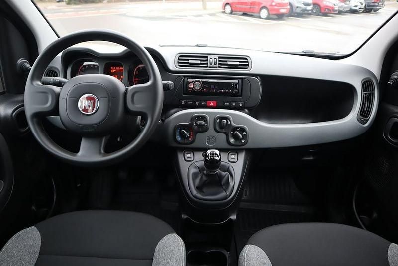 Gebraucht Fiat Panda 69 PS (50 kW) 2023 Schwarz Kleinwagen