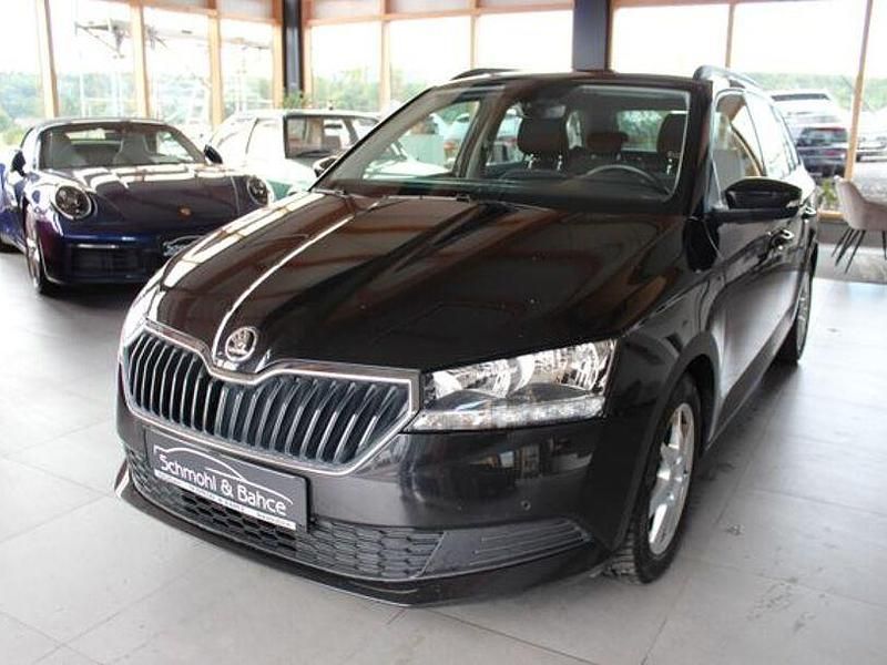 Schwarz Gebraucht 2022 Skoda Fabia Ambition Kleinwagen | 12.490 € (Guter Preis) - Bild 1/4
