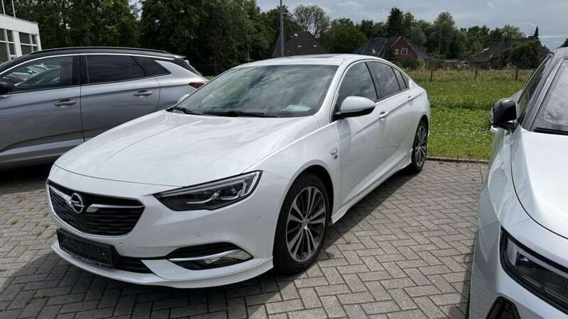 Abalone weiß Gebraucht 2017 Opel Insignia Country Tourer Innovation Limousine | 15.690 € (Fairer Preis) - Bild 1/1