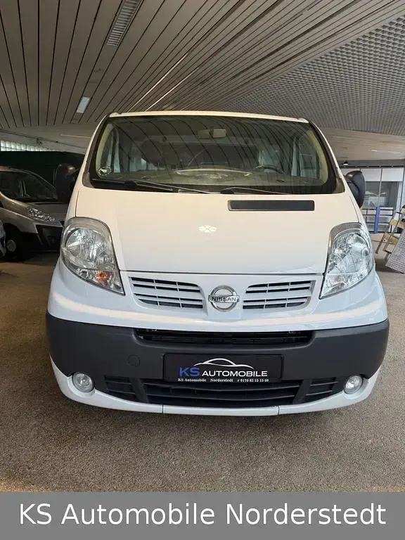 Gebraucht Nissan Primastar 114 PS (83 kW) 2011 Weiß Van / Kleinbus