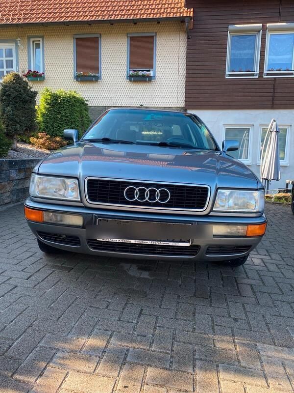Silber Gebraucht 1992 Audi 80 Limousine | 3.999 € - Bild 1/4