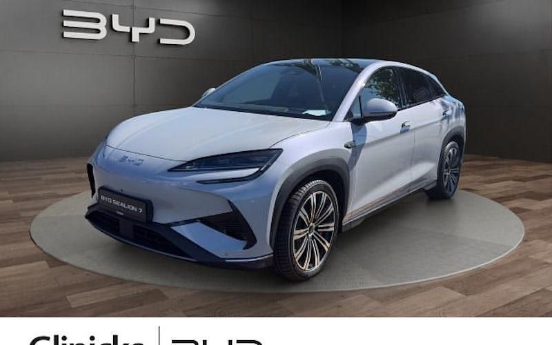 Neu BYD Sealion 7 389 kW (530 PS) 2026 Grau SUV