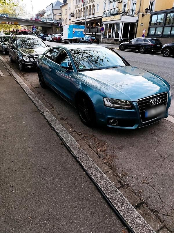 Second-hand Audi A5 S-Line 265 CP (194 kW) 2009 Albastru Coupe