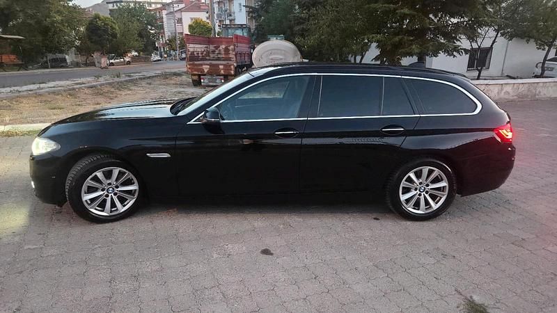 Schwarz Gebraucht 2015 BMW 520 Kombi | 7.500 € (Superpreis) - Bild 1/4