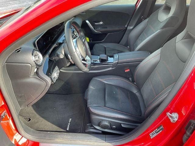 Gebraucht Mercedes A250 AMG line 224 PS (164 kW) 2019 Rot Kleinwagen