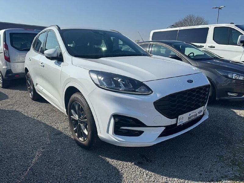 Gebraucht Ford Kuga ST-Line 152 PS (111 kW) 2022 Frostweiß SUV