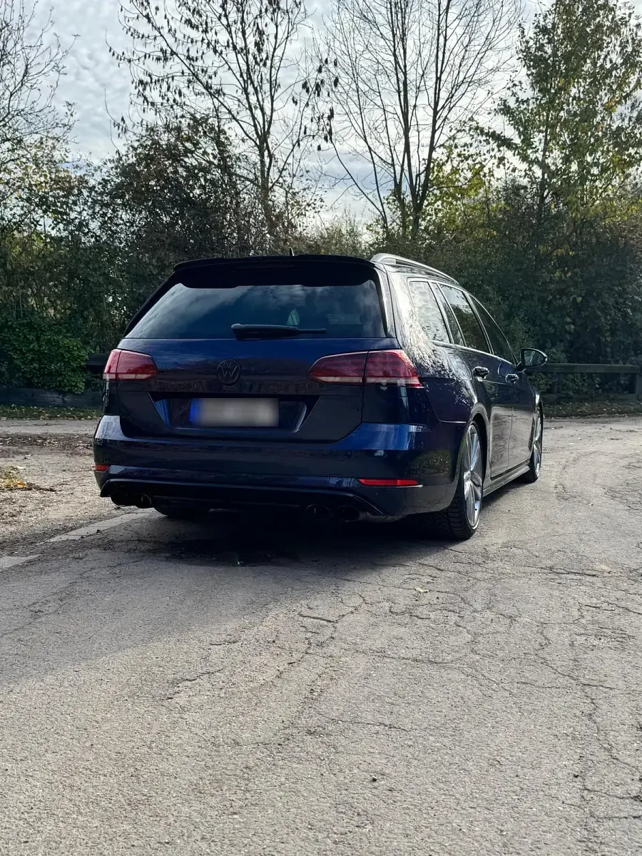 Gebraucht VW Golf VII R 310 PS (228 kW) 2018 Blau Kombi