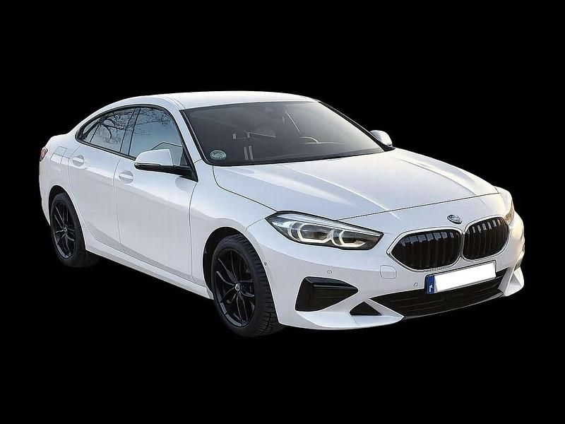 Gebraucht BMW 220 Comfort Edition 178 PS (130 kW) 2023 Mineralweiss metallic Limousine