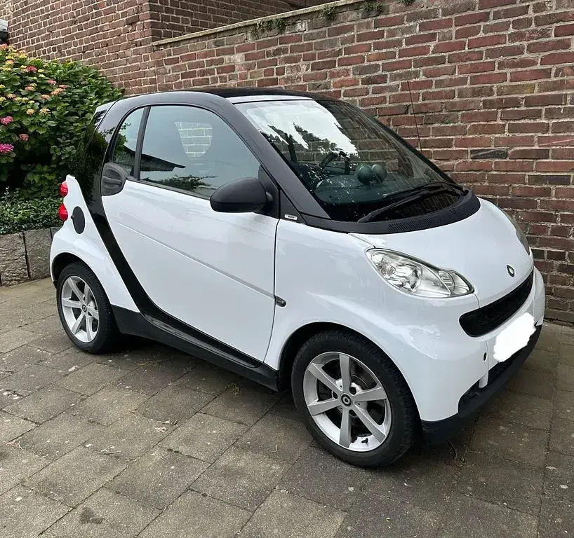 Gebraucht Smart ForTwo Coupé 71 PS (52 kW) 2009 Weiß Coupé