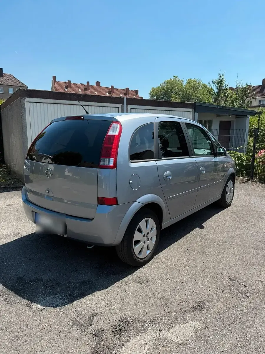 Gebraucht Opel Meriva 87 PS (63 kW) 2003 Silber Van / Kleinbus