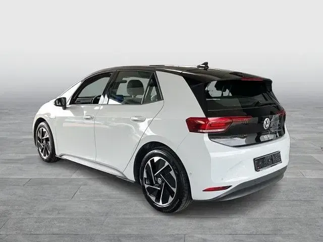 Gebraucht VW ID.3 Pro Performance 150 kW (204 PS) 2023 Gletscherweiß metallic (metallic) Kleinwagen