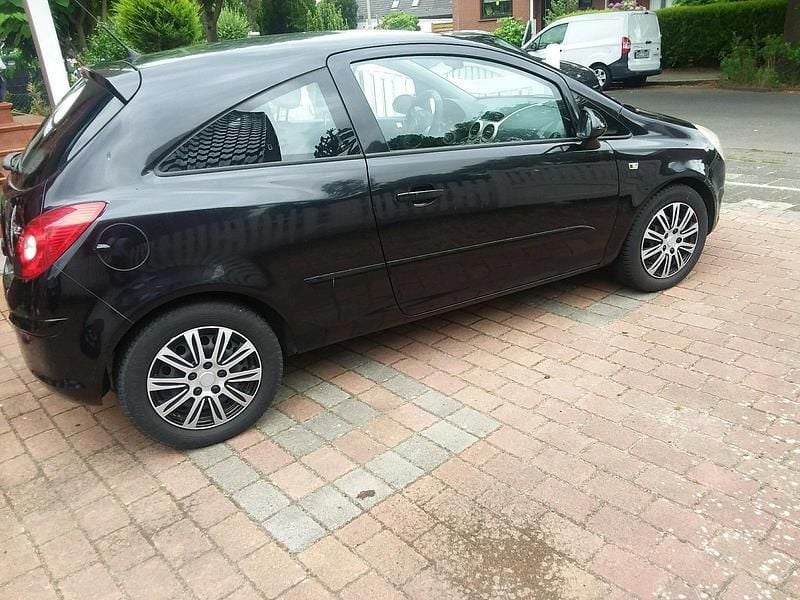 Schwarz Gebraucht 2007 Opel Corsa Kleinwagen | 1.999 € (Guter Preis) - Bild 1/2