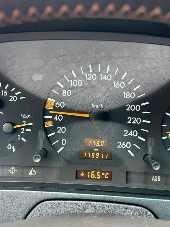 Gebraucht Mercedes SL280 193 PS (141 kW) 1994 Schwarz Cabrio