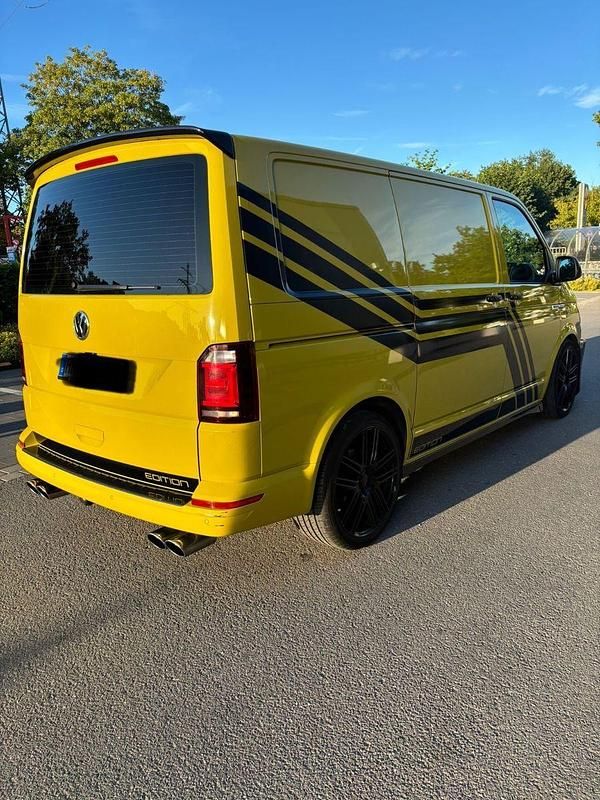 Gebraucht VW Transporter 204 PS (150 kW) 2018 Gelb Van