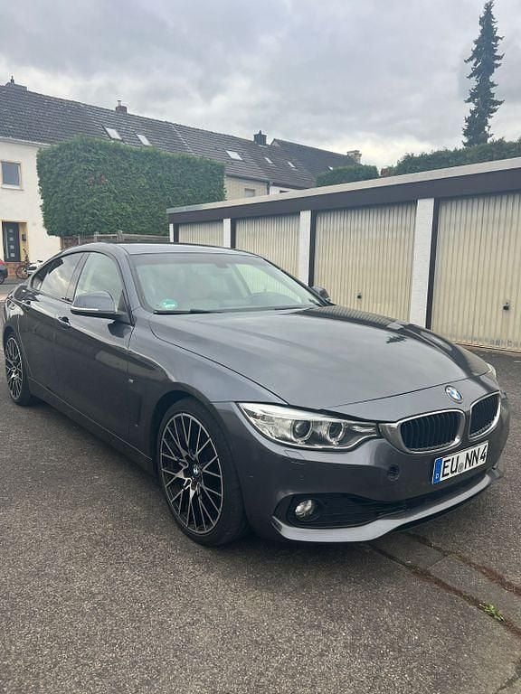 Grau Gebraucht 2015 BMW 418 Gran Coupé Sport Line Coupé | 13.950 € (Fairer Preis) - Bild 1/4