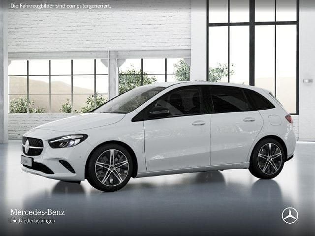 Gebraucht Mercedes B250e 218 PS (160 kW) 2024 Van / Kleinbus