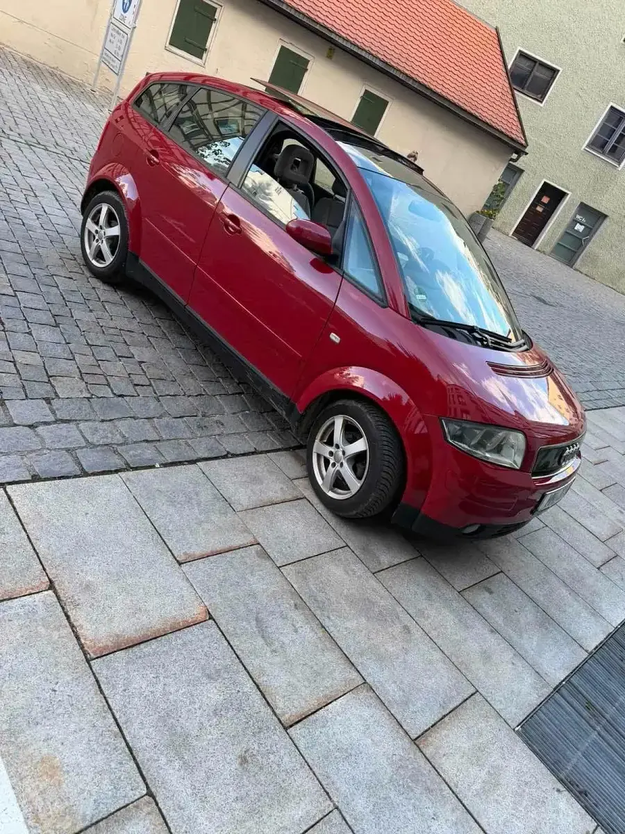 Gebraucht Audi A2 85 PS (62 kW) 2003 Rot Kleinwagen