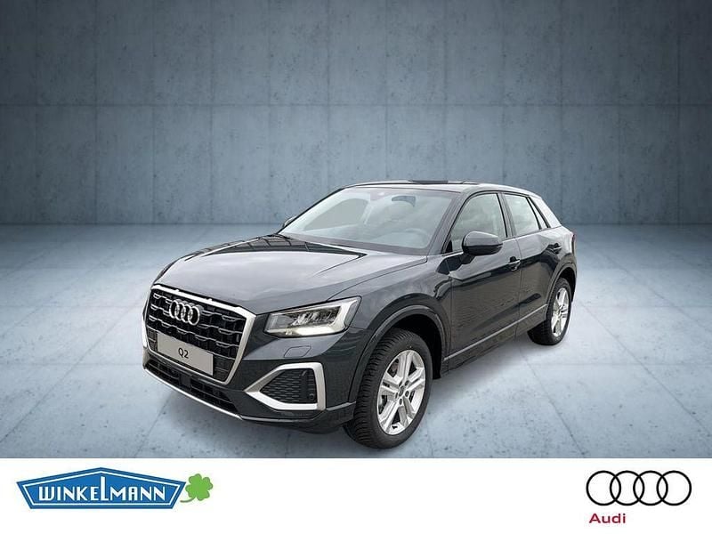 Grau Neu 2025 Audi Q2 Advanced SUV | 33.990 € (Superpreis) - Bild 1/4