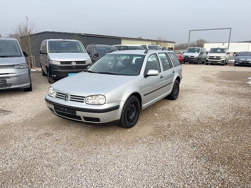Gebraucht VW Golf IV Comfortline 105 PS (77 kW) 2003 Reflexsilber mettalic Kombi