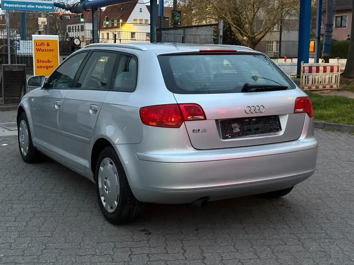 Gebraucht Audi A3 102 PS (75 kW) 2005 Silber Kleinwagen