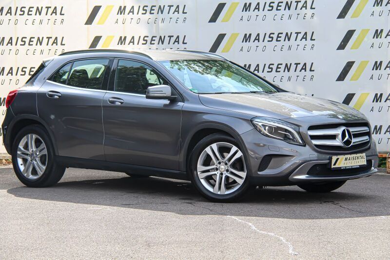 Grau Gebraucht 2014 Mercedes GLA200 SUV | 16.999 € (Fairer Preis) - Bild 1/4