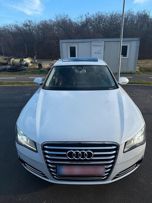 Gebraucht Audi A8 Comfort 250 PS (183 kW) 2013 Weiß Limousine