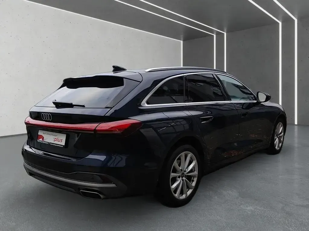 Gebraucht Audi A5 Sport 150 PS (110 kW) 2025 Blau Kombi