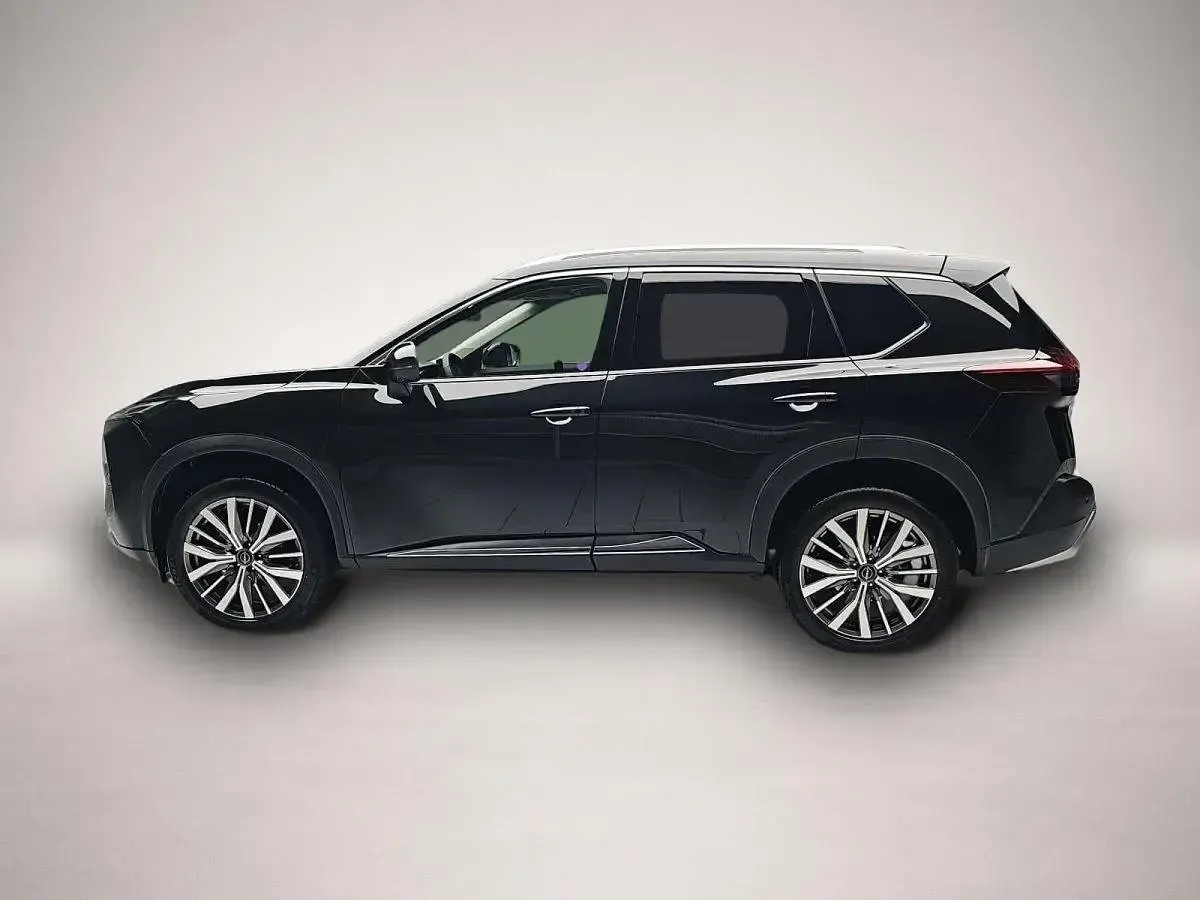 Neu Nissan X-Trail Tekna+ 163 PS (119 kW) 2026 Manufacturer SUV