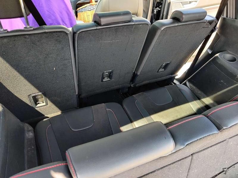 Gebraucht Ford S-MAX ST-Line 190 PS (139 kW) 2019 Schwarz Van / Kleinbus