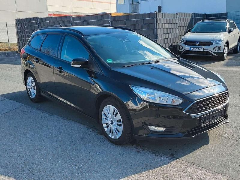 Usata Ford Focus 101 CV (74 kW) 2015 Nero Station wagon