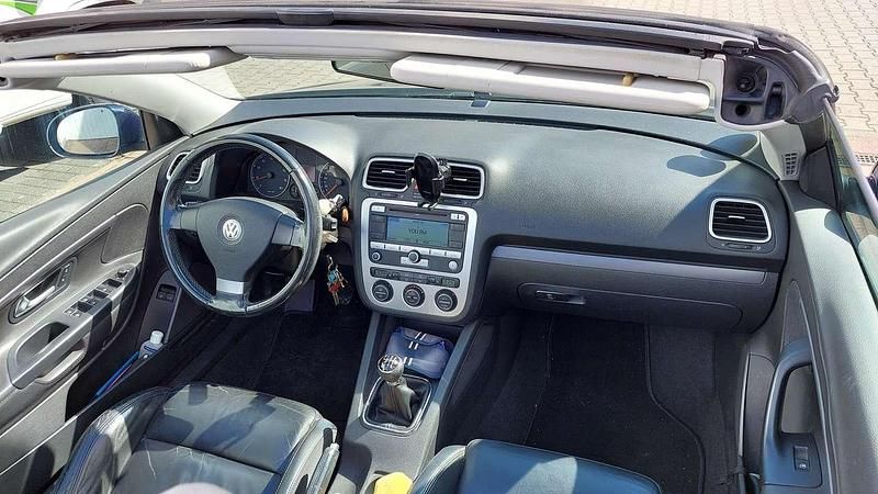 Blau Gebraucht 2007 VW Eos Cabrio | 3.350 € (Fairer Preis) - Bild 1/4