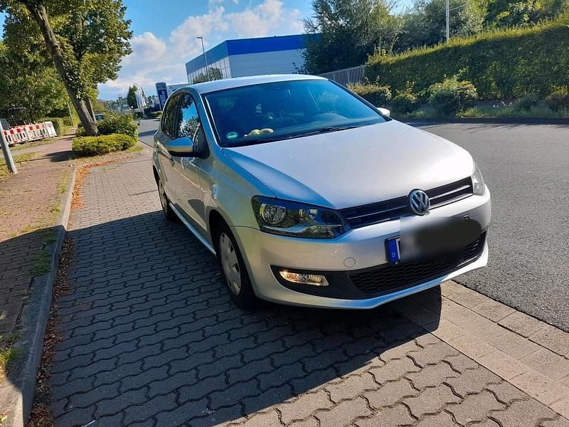 Silber Gebraucht 2010 VW Polo Kleinwagen | 3.900 € (Guter Preis) - Bild 1/4