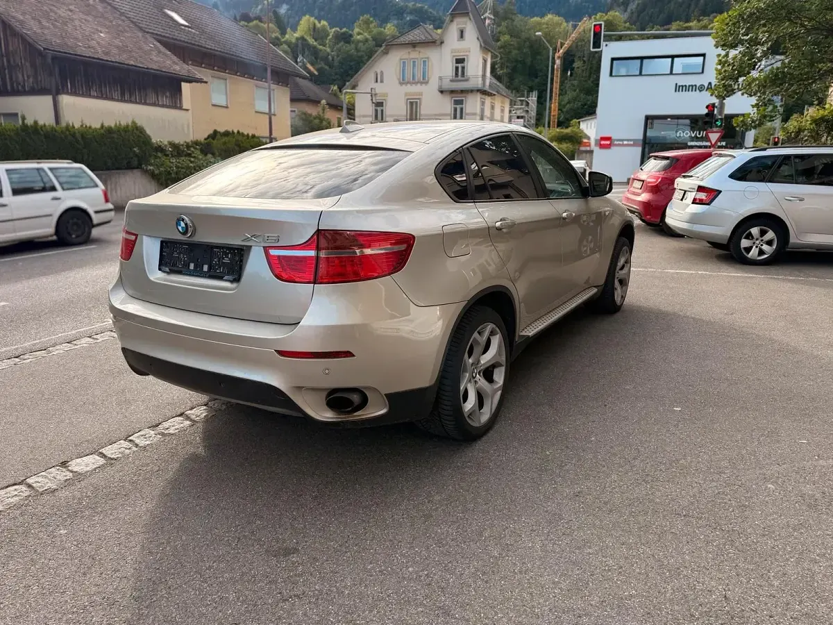Gebraucht BMW X6 245 PS (180 kW) 2012 SUV