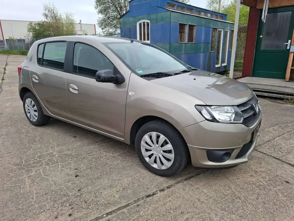 Gebraucht Dacia Sandero 90 PS (66 kW) 2015 Stone Limousine