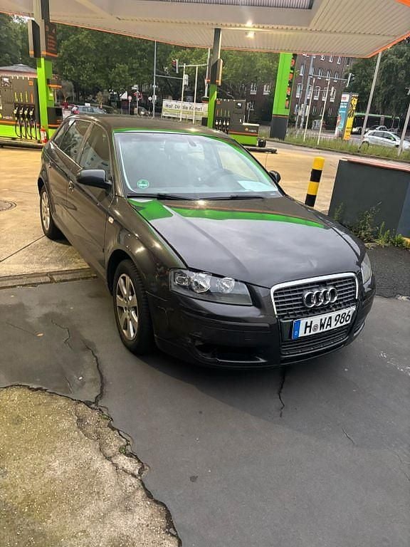 Schwarz Gebraucht 2006 Audi A3 Sportback Ambiente Limousine | 3.800 € (Guter Preis) - Bild 1/4