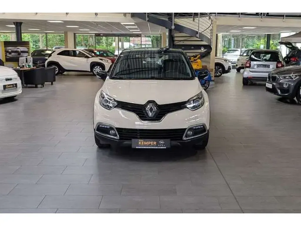 Gebraucht Renault Captur Luxe 90 PS (66 kW) 2014 Ivory beige SUV