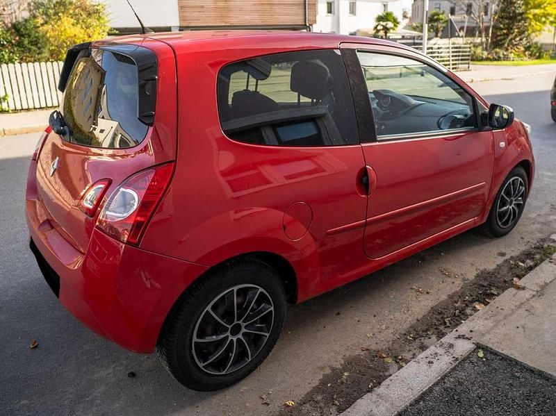 Gebraucht Renault Twingo Dynamique 75 PS (55 kW) 2014 Rot Kleinwagen