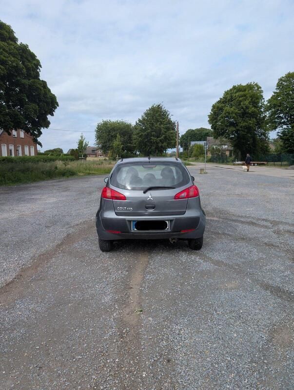 Grau Gebraucht 2006 Mitsubishi Colt Kleinwagen | 450 € (Guter Preis) - Bild 1/4