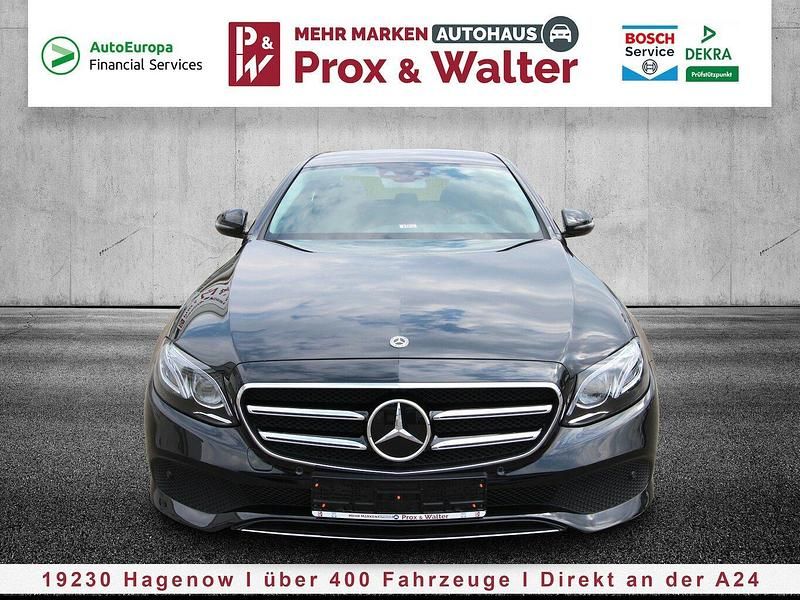 Gebraucht Mercedes E220 Avantgarde 194 PS (142 kW) 2020 Obsidianschwarz metallic Limousine