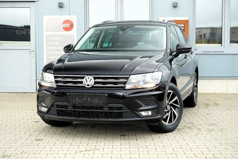 Schwarz Gebraucht 2018 VW Tiguan Join SUV | 18.989 € (Fairer Preis) - Bild 1/4