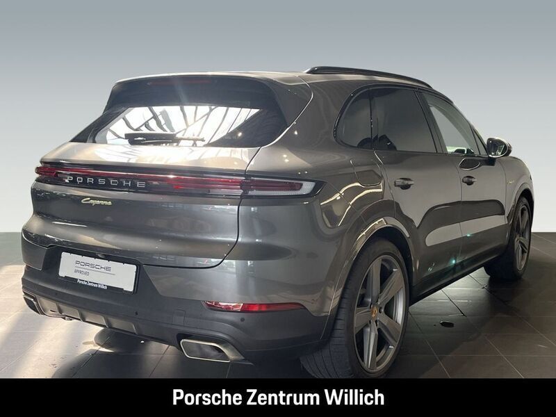 Gebraucht Porsche Cayenne 470 PS (345 kW) 2023 Grau SUV
