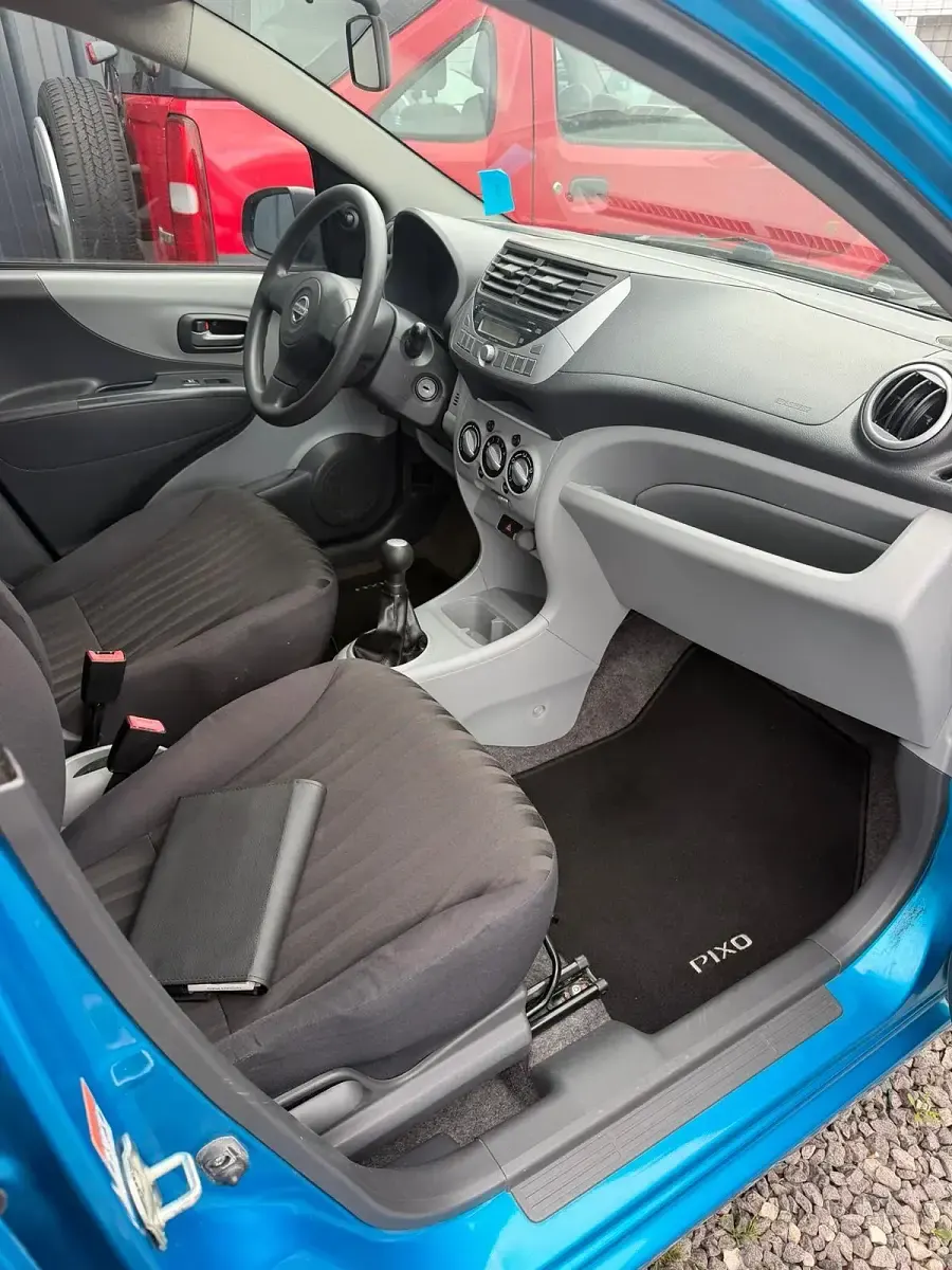 Gebraucht Nissan Pixo 68 PS (50 kW) 2009 Blau Kleinwagen
