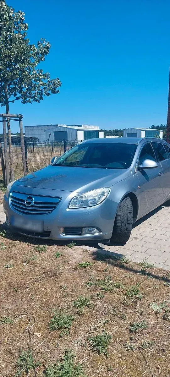Gebraucht Opel Insignia Sport 160 PS (117 kW) 2009 Grau Kombi